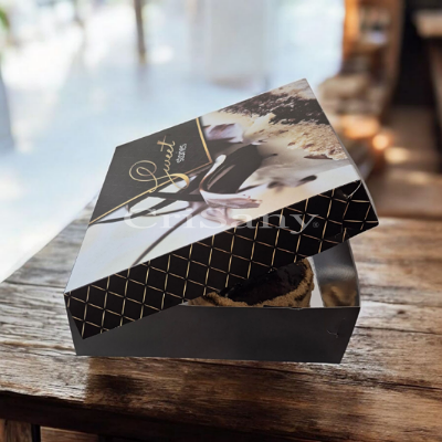 Кутия за торта Сладки Истории 30 парчета -25 бр.